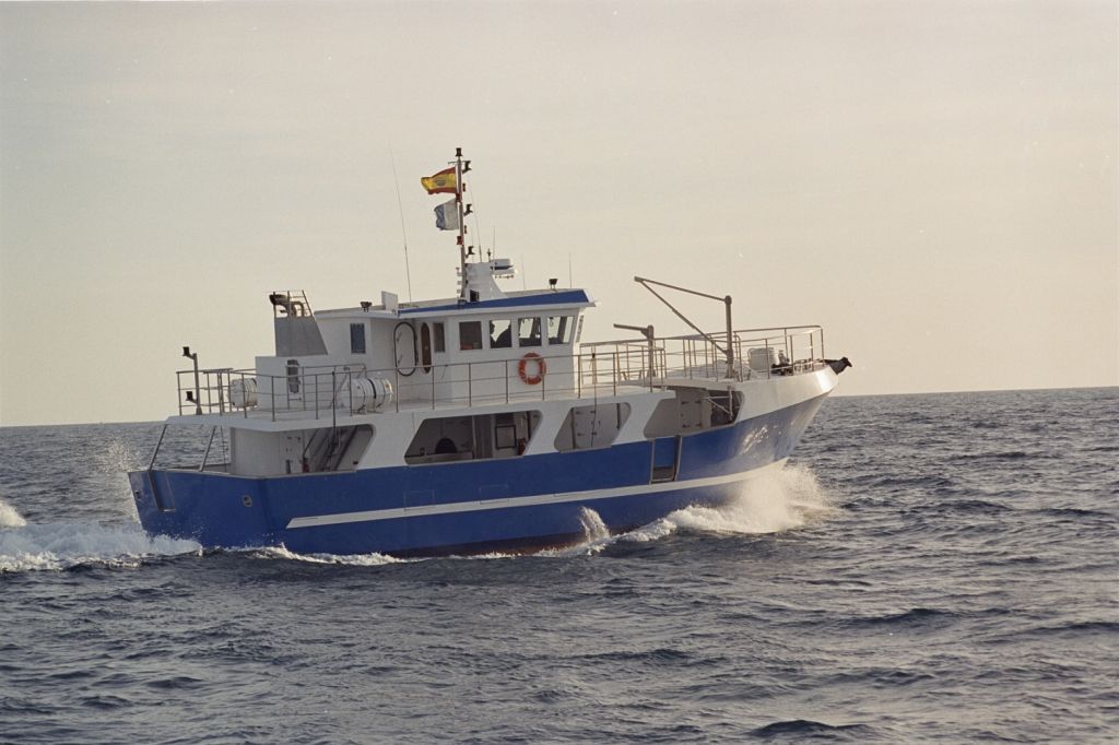 Surface Longliner Fishing Boat - ARESA 2000 SL